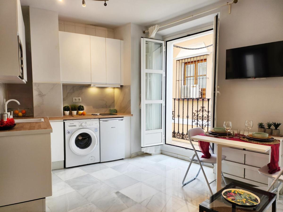 Lovely Center Apartments Seville - Balcony Lux Sol Exterior photo